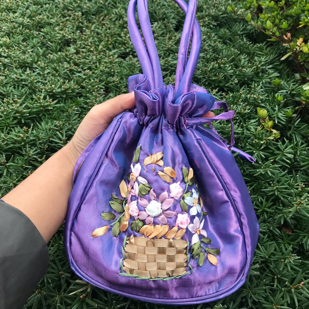 Floral Pouch - Picture 5 of 7